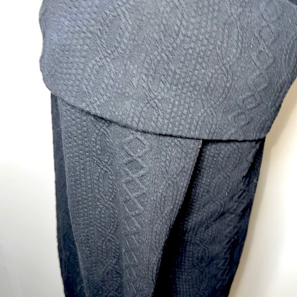 Halogen Off Shoulder Textured Sweater Women’s Size Large Black Thick - Picture 6 of 10